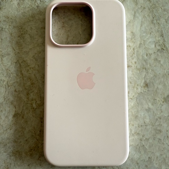 Apple Pink Silicone Case for iPhone - Picture 1 of 3